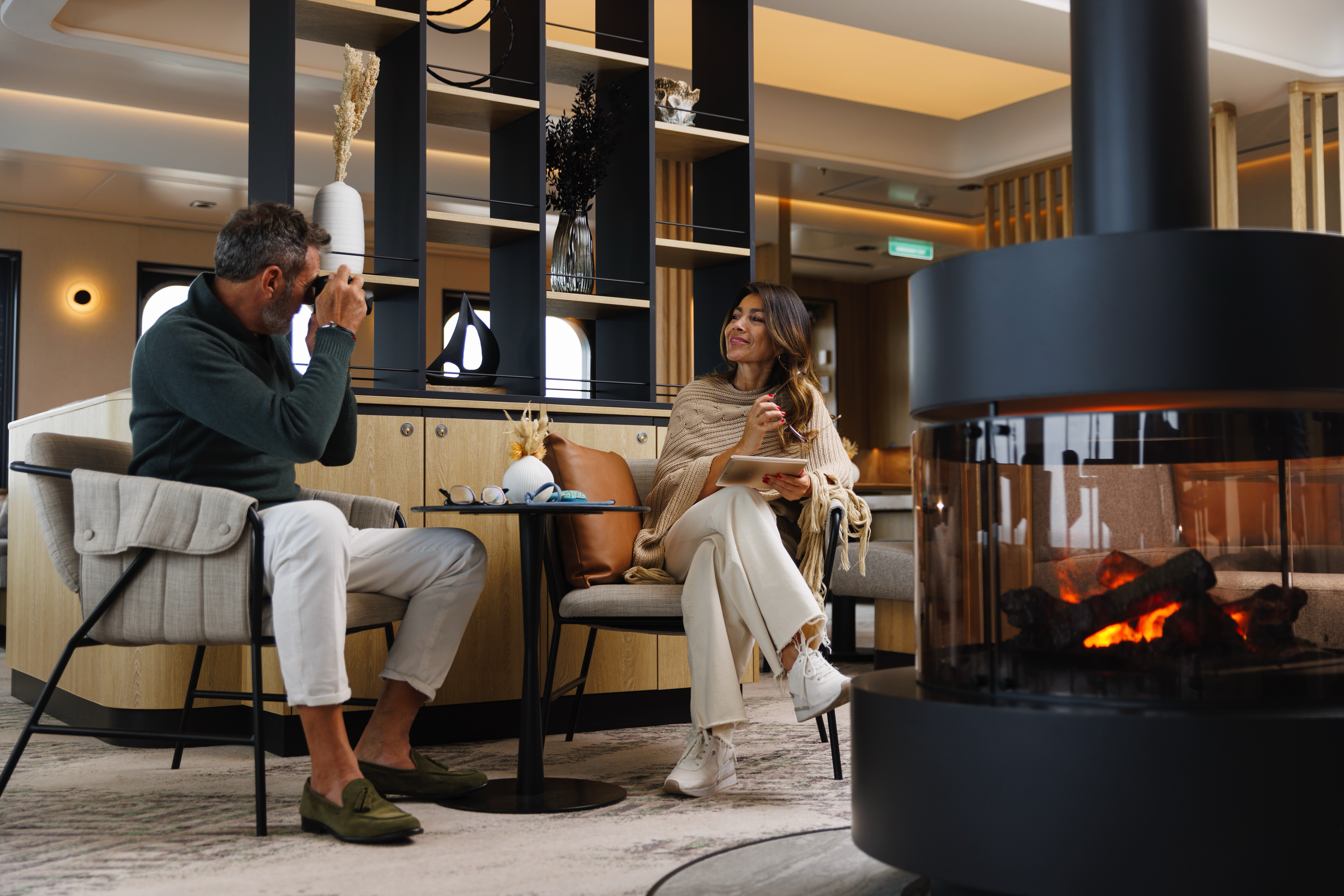 Swan Hellenic, SH Vega, Club Lounge1.jpg